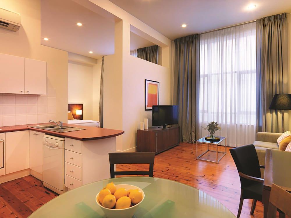 Adina Apartment Hotel Melbourne Flinders Street מראה חיצוני תמונה
